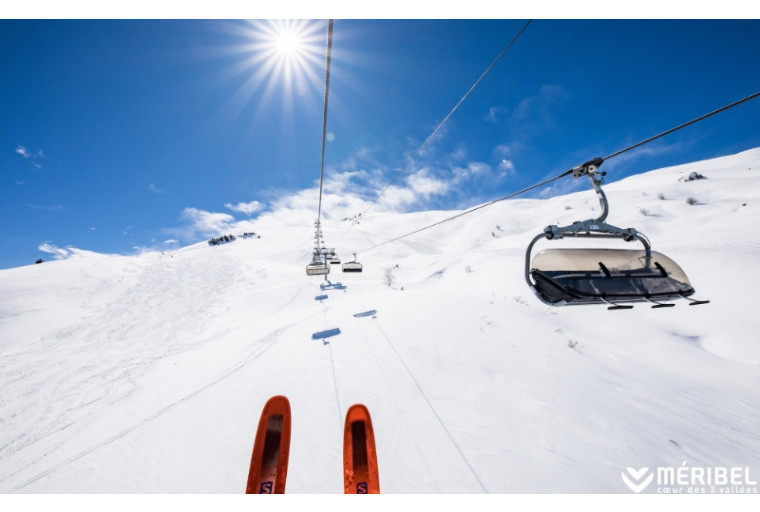 on ski lift 800x500